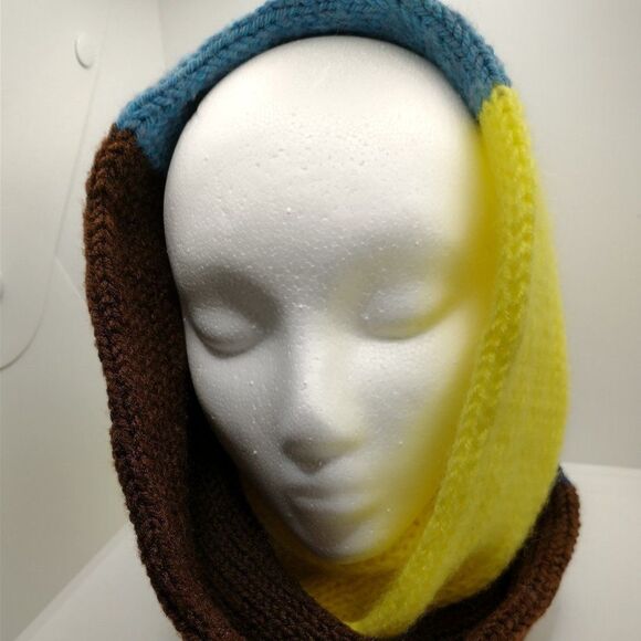 Hand Knit Infinity Fashion Scarf Winter Unisex Knit Wrap Cowl Handmade - Picture 1 of 8